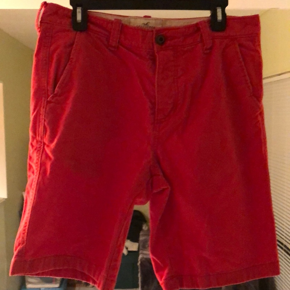 Men’s red Hollister Shorts in Size 32